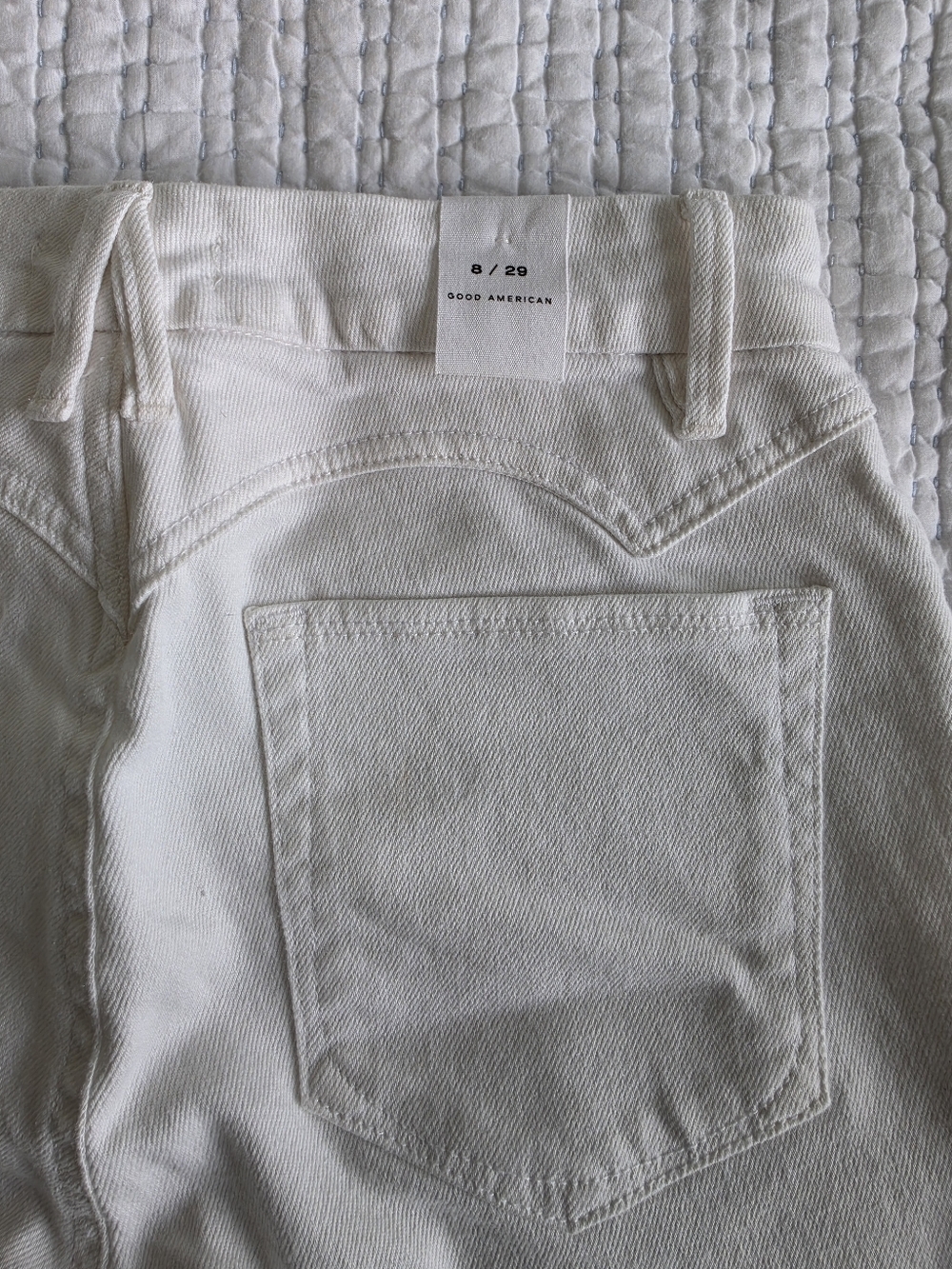 Good American Good Classic Slim Bootcut Jeans White NWT Size 8/29 High Rise Flar - Picture 9 of 12